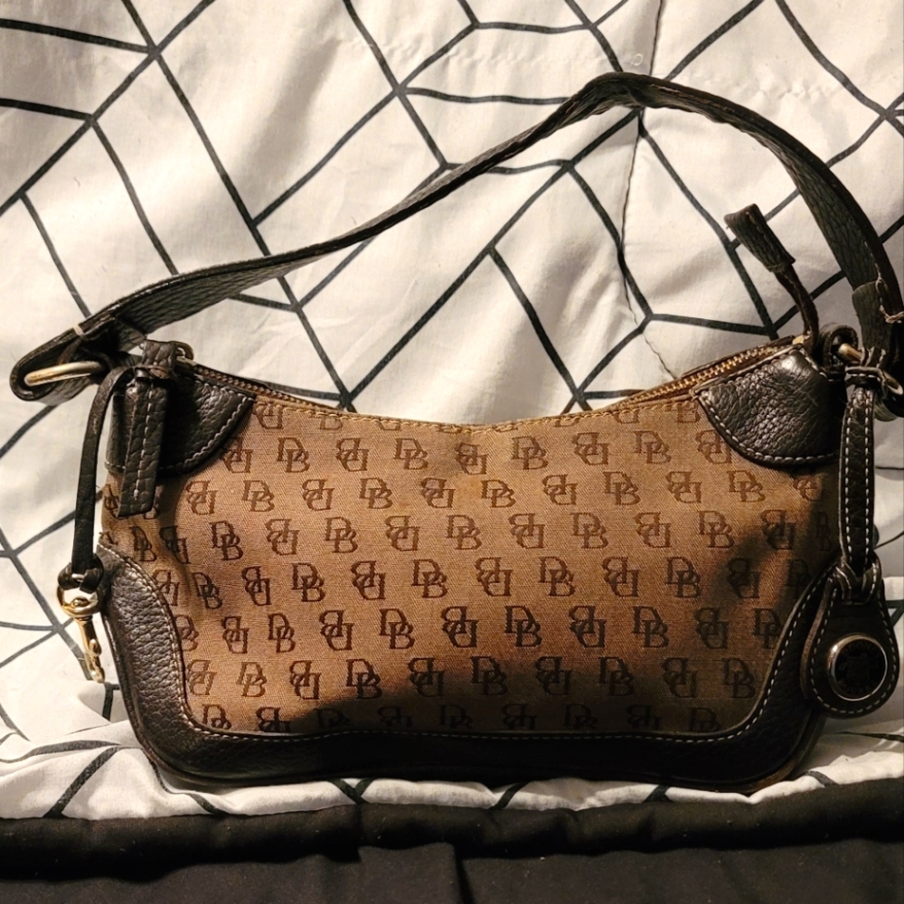 Vintage Dooney Bourke handbag
